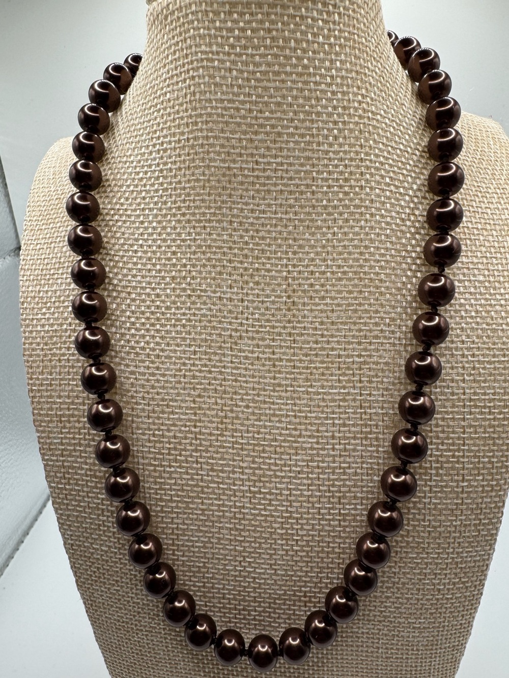 Lustrous Dark Brown Pearl Bead Necklace for Women